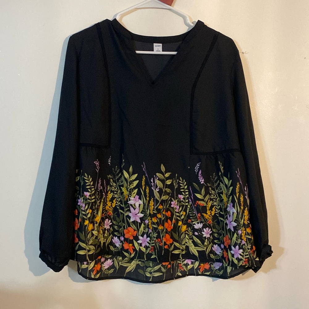 Old navy cute top NWT